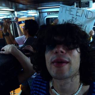 Poptropicaslutz wallpaper