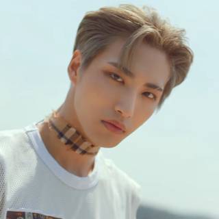 Seonghwa desktop wallpaper