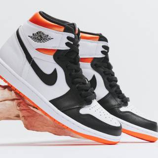 Air Jordan 1 Electro orange wallpaper