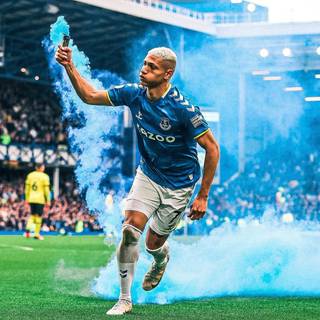 Richarlison 2022 wallpaper