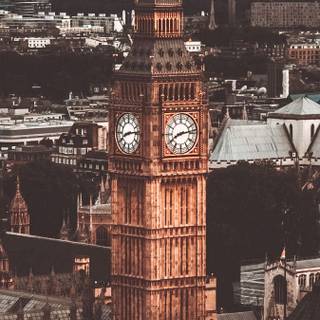 Winter London iPhone wallpaper