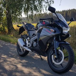 Honda CBR125R wallpaper