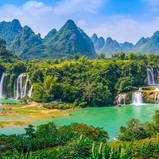 Detian Falls China wallpaper