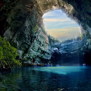 Ocean cave wallpaper