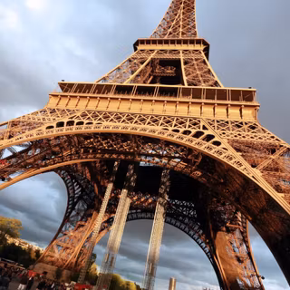 Eiffel Tower 2023 wallpaper