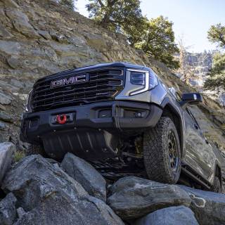 GMC Sierra AT4X 2023 wallpaper