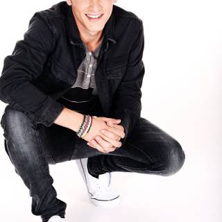 Kendall Schmidt wallpaper