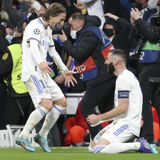 Modric and Benzema wallpaper