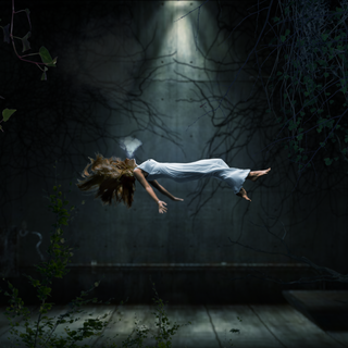 Witches of East End wallpaper