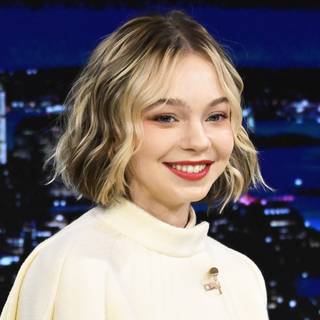 Emma Myers HD wallpaper