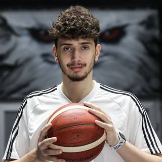 Alperen Şengün wallpaper