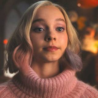 Emma Myers HD wallpaper