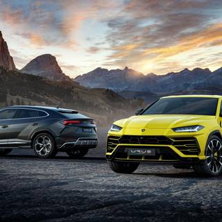 Lamborghini Urus black wallpaper