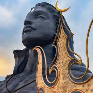 Statue desktop wallpaper