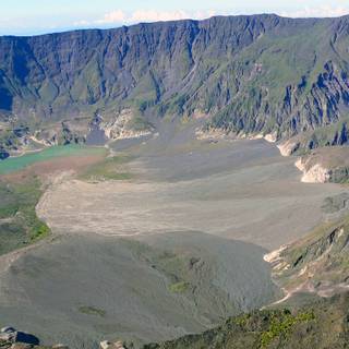 Mount Tambora wallpaper
