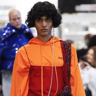 Subversive wallpaper