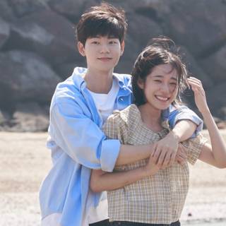 Roh Yoon-seo wallpaper