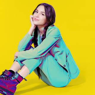 Olivia Rodrigo laptop wallpaper