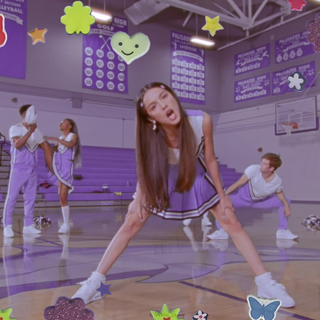 Olivia Rodrigo laptop wallpaper