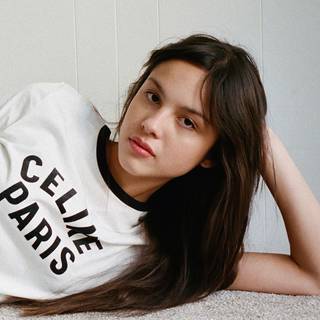 Guts Olivia Rodrigo wallpaper