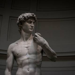 David sculpture wallpaper