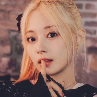 2023 Twice wallpaper