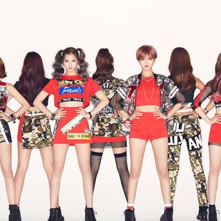 2023 Twice wallpaper