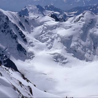 Winter mountains 2560x1440 wallpaper