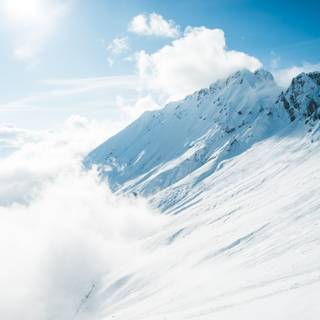 Winter mountains 2560x1440 wallpaper