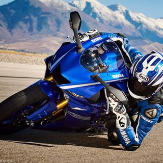 Yamaha R6 2017 wallpaper