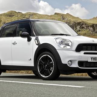 Mini Cooper Countryman wallpaper