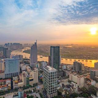 Sunny city wallpaper