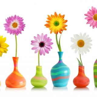 Spring flower vase wallpaper