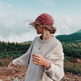 Granola girl wallpaper