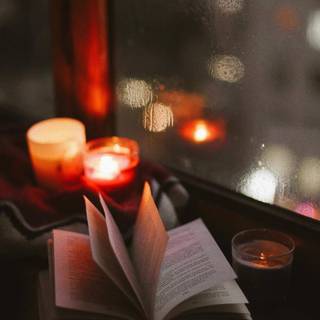 Book winter vibes wallpaper