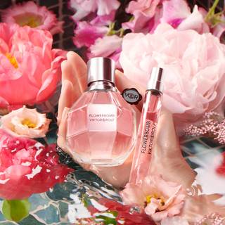 Spring perfume wallpaper