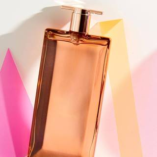 Spring perfume wallpaper