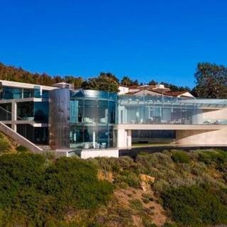 Iron Man house wallpaper