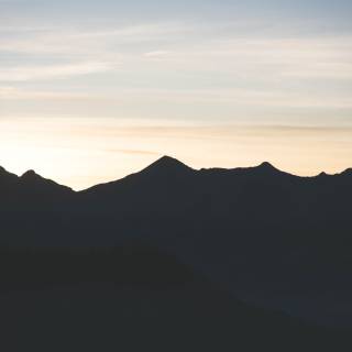 Dark clean wallpaper