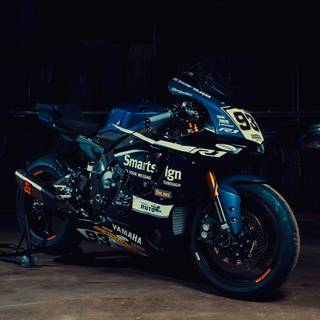 Yamaha R1 2018 wallpaper
