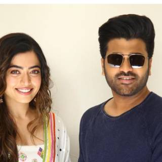 Rashmika Mandanna couple wallpaper