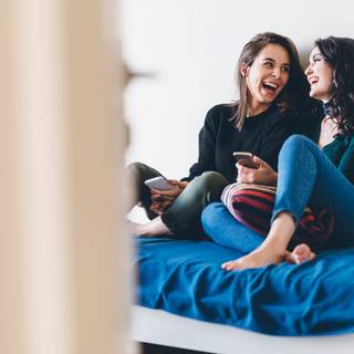 Female and male friends wallpaper