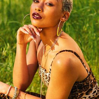 Tati Gabrielle wallpaper