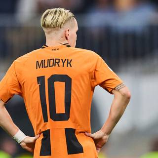 Mykhailo Mudryk wallpaper