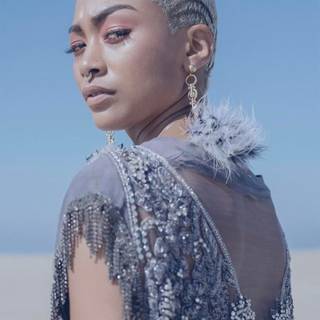 Tati Gabrielle wallpaper