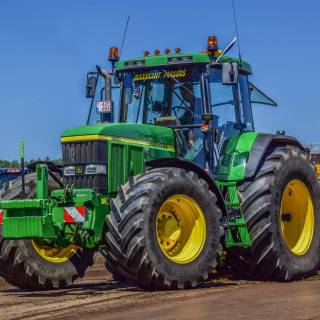 John Deere 7810 wallpaper