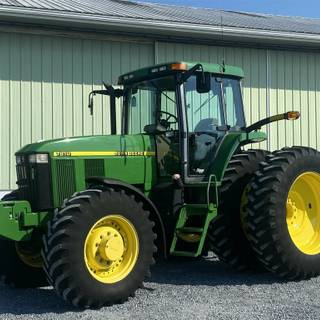 John Deere 7810 wallpaper