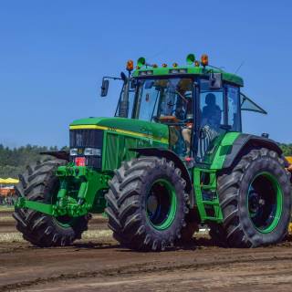 John Deere 7810 wallpaper