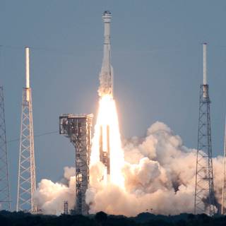 Boeing CST Starliner wallpaper