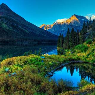 Lake scene wallpaper